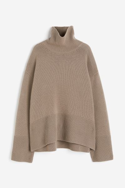Cashmere-blend polo-neck jumper | H&M (UK, MY, IN, SG, PH, TW, HK)
