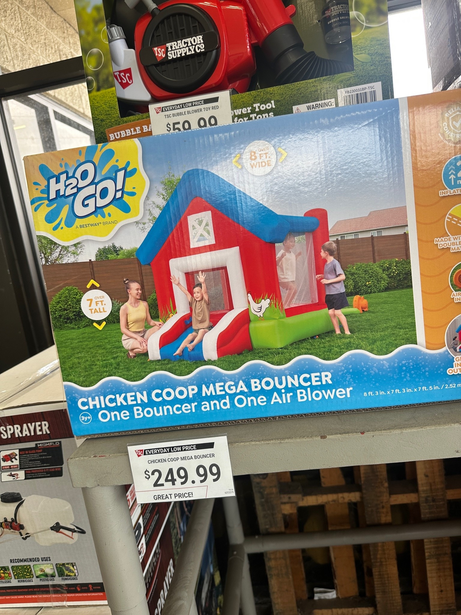I’m telling you right now… if my kids were still little, THIS would be our chicken coop. 😂🐔

A chicken coop bounce house?! I am OBSESSED. The kids would’ve been living in this thing all summer.

Linked because this is just too cute not to share!

#LTKdayinmylife #LTKmomlife #LTKKids