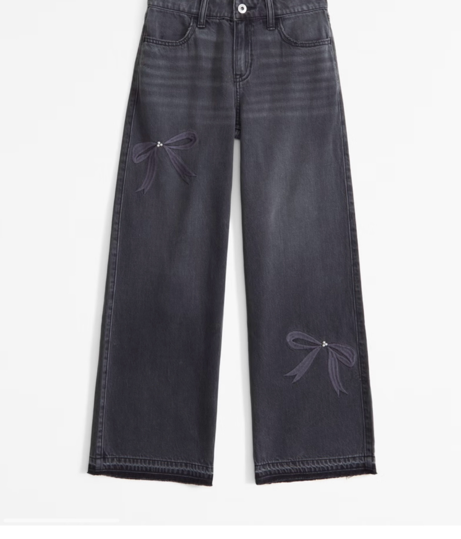 $64.95 for the cutest bow pants for girls!! Sizes are selling out fast!

#LTKKids #LTKFindsUnder100
