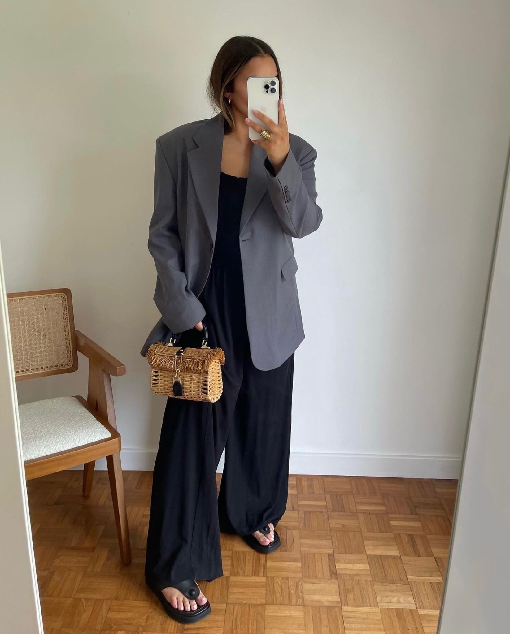 summer style, summer outfit, raffia bag, grey blazer