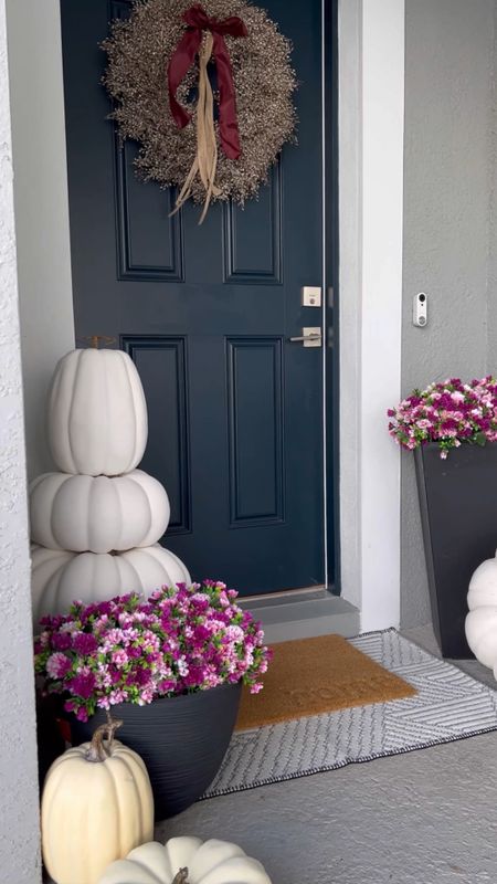 Fall has officially made its way to my front door! 🍂🌾

The wreath and oversized pumpkins are my favorite! Oh, and those faux realistic mums are a must 😍

Outdoor decor, entryway ideas, front door decor, fall decor, pumpkins, faux mums, mums, home for fall, outdoor look, luxe for less, seasonal decor 

#LTKSeasonal #LTKsalealert #LTKhome