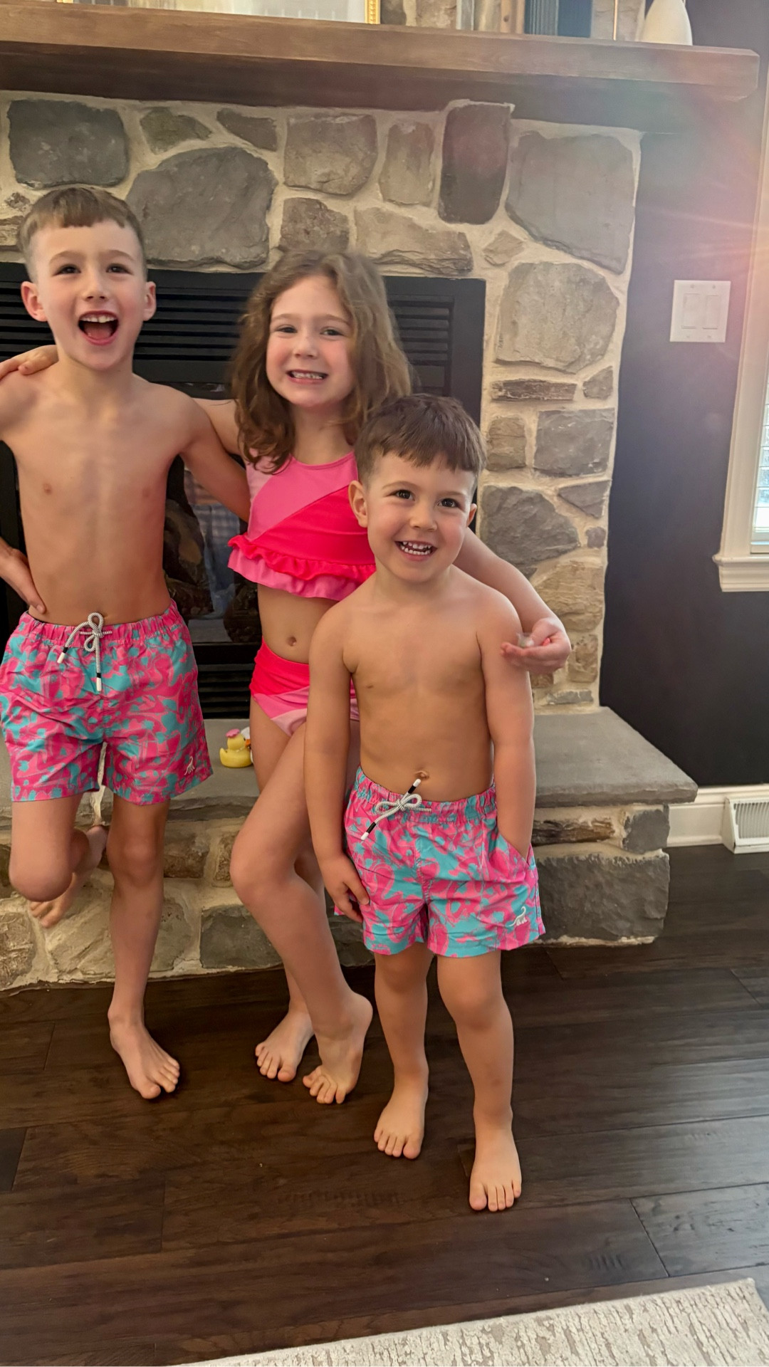 When it’s Valentine’s Day but you’re in Vacay prep mode- so make it PINK coordinating bathing suits for the kids 🥰👙 💕💗🥰💝💖💘💞💕

#LTKKids #LTKTravel #LTKValentine