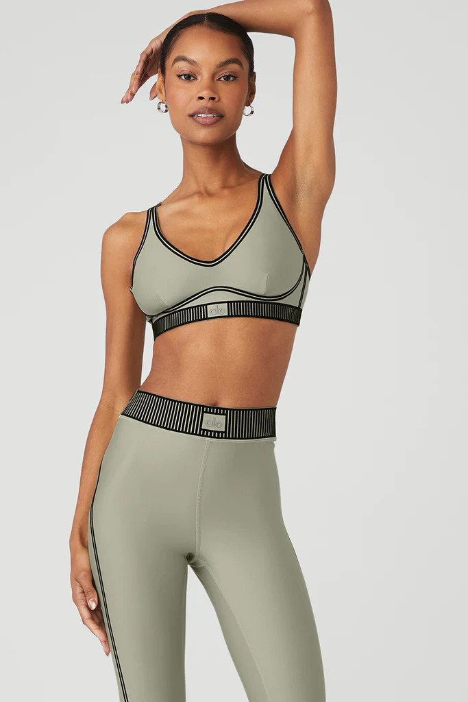 Airlift Line Up Bra - Limestone | Alo Yoga (US)