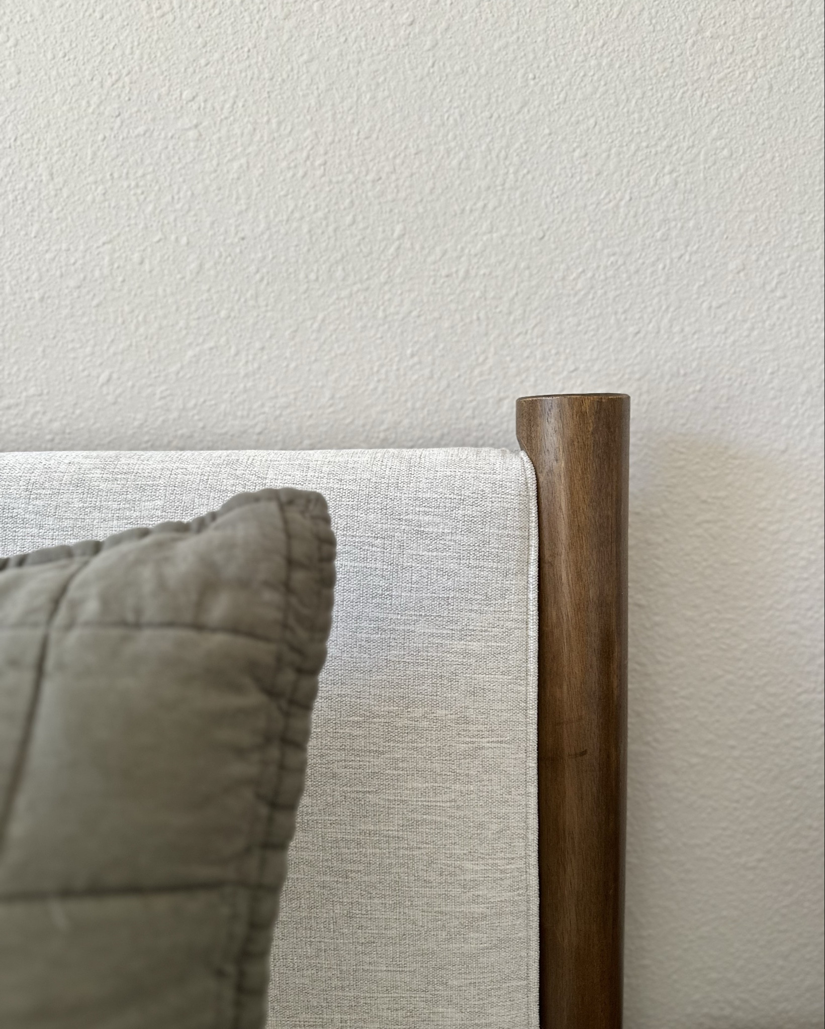 This is the upholstered version of this wood bed that comes in many colors and fabrics!

I found some boucle options with a taller headboard and some with no footboard. I love this bed. It’s woodsy and affordable!

Cozy bedroom, queen beds, kind beds, wood beds, upholstered beds, bed frames, bedroom designs, bedroom ideas, green bedding, mountain home, cabin style, cozy home design 

#LTKHome