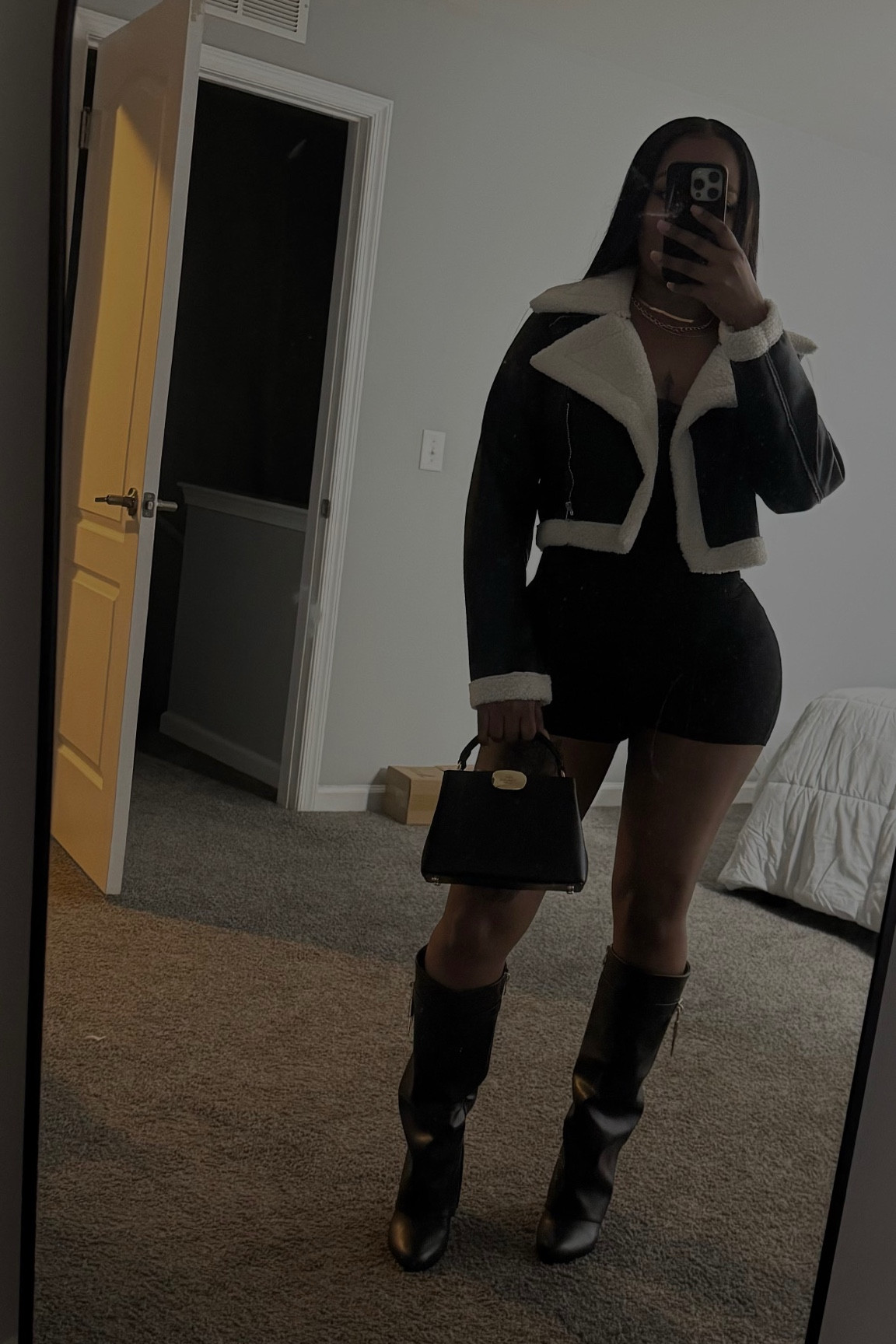 🖤

My body suit is from Tik Tok (linked in my showcase) but I did tag similar ones.

My bag is from Coach (Eliza) but they are sold out of the gold plate. They have a 💣 all black one I tagged! 



#LTKFindsUnder50 #LTKHoliday #LTKStyleTip