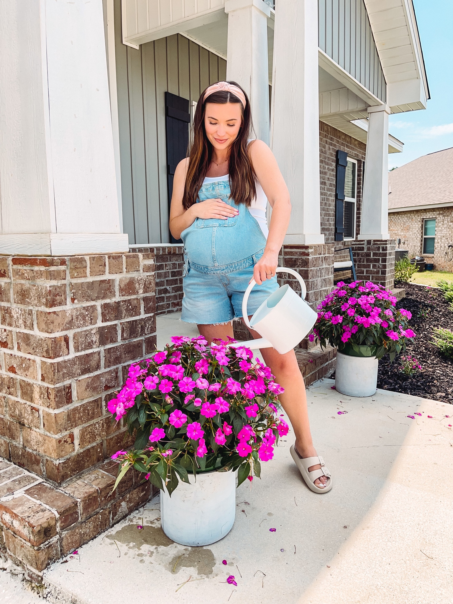 Wearing size 6 in denim overalls! 

#LTKFind #LTKunder50 #LTKbump