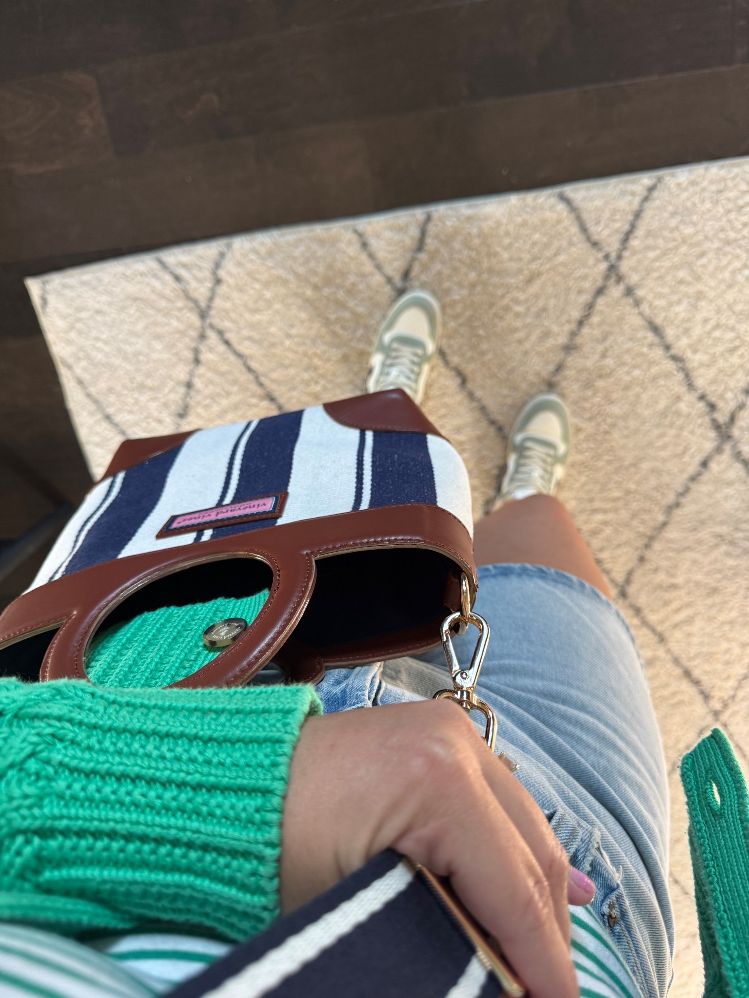 This must-have bag of the season features a cute top handle design, faux leather trim and versatile styling.

#LTKSaleAlert #LTKActive #LTKStyleTip