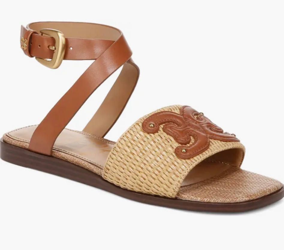 These shoes look designer and are under $150! 

#LTKSeasonal #LTKstyletip #LTKshoecrush