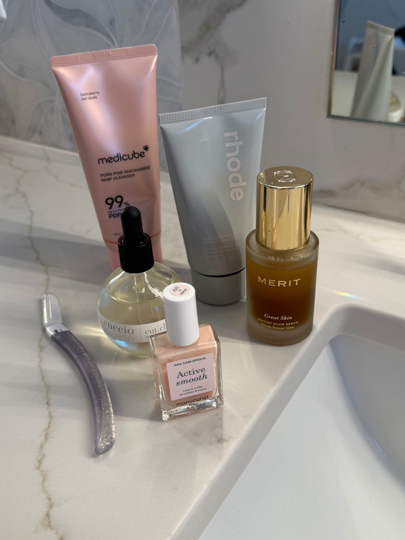 Sunday self-care stack, to start the week off feeling glowy & put together  🎀

#LTKselfcare #LTKBeauty #LTKgrwm