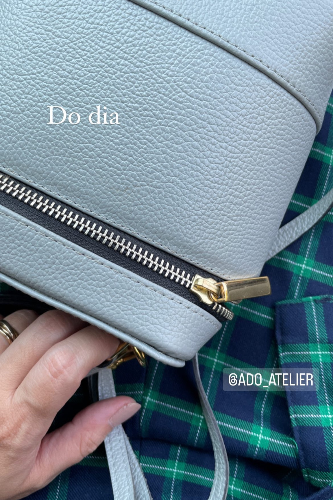 Olha a saia xadrez da Renner aqui de novo, a cor e modelagem perfeitas !

#LTKworkwear #LTKbrasil #LTKover40