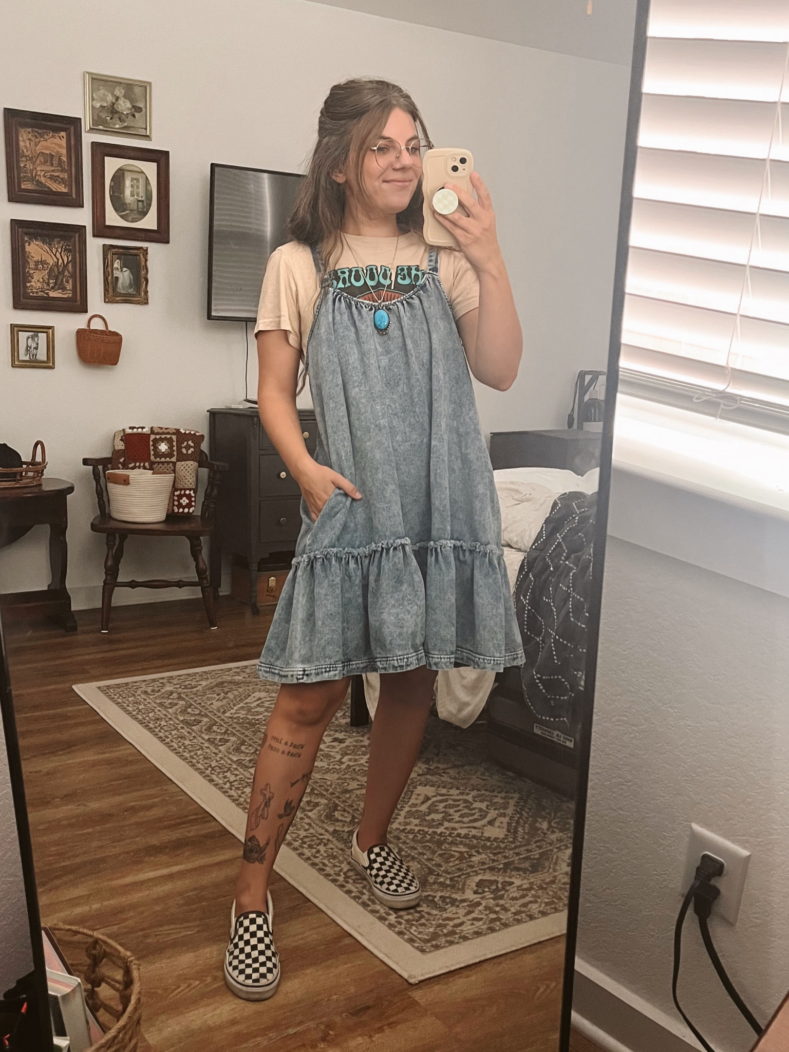 Thrifted this dress but found it on Amazon for those who wanted to know!

#LTKFindsUnder50