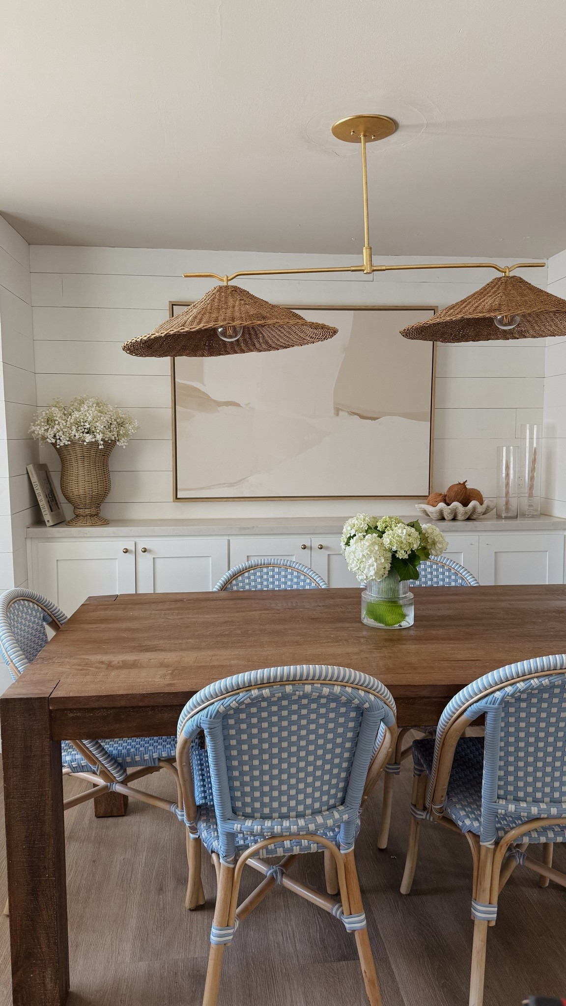 In love with our new lighting install from Lulu and Georgia! 💡

#LTKHome