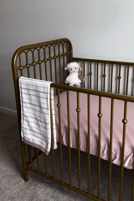 Put together my nursery crib and I am obsessed with how it turned out! I love the brass gold! It was on major sale. I’ll link everything I can! 


Nursery, nursery inspo, baby’s room, baby girl, baby crib, gold crib, metal crib, girl crib, girls room, nursery finds, nursery decor, pregnancy, pregnant, maternity



#LTKbump #LTKhome #LTKbaby