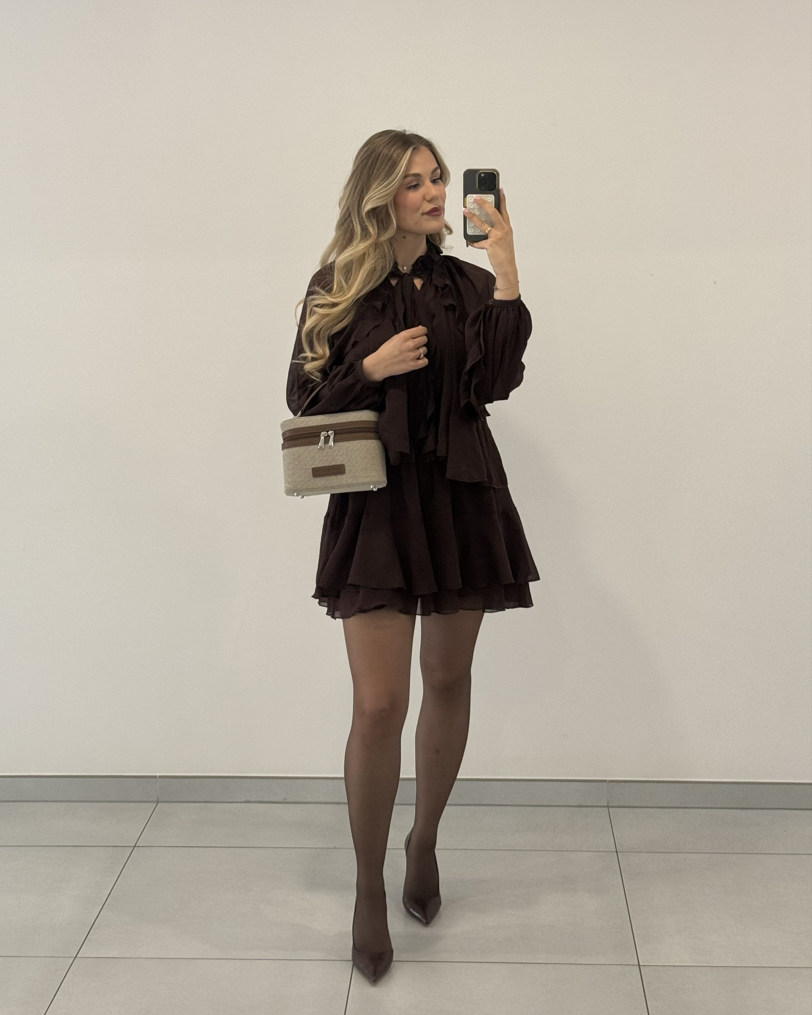 Cute fall dress 🤎

#commense #fallvibes #backtowork #officelooks #datenight #datenightoutfit #backtotheoffice #corporateoutfit #ootd #outfitoftheday #lookoftheday #lookdujour #styleinspo #fashioninspo #chicstyles #fashioninspo #backtoworkoutfit #officeoutfit #chicoutfit #elegantstyle #elegantfashion #howtobeelegant #prefall #corporateoutfit #prefall #prefalloutfit #fallfashiontrends #falloutfits #falloutfitinspo #falloutfitideas

elegant business outfit, chic back to work outfit idea, women suit outfit, corporate outfit, fall outfits, fall outfit ideas, work outfit, fall fashion trends, fall outfit inspo, fall outfit ideas, corporate girlies, corporate girl outfit, back to work, fall outfits inspo, fall outfit ideas, outfits inspo, fall outfit, fall looks, autumn vibes, elegant dress 


#LTKfrance #LTKautumn #LTKdatenight