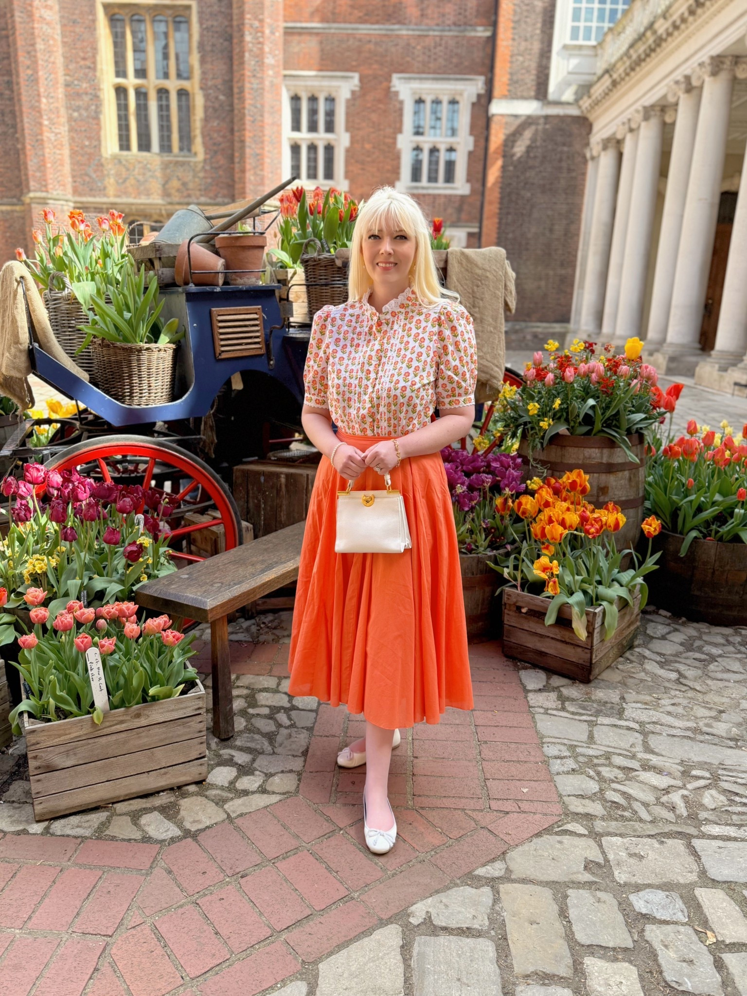 Orange Pop for Hampton Court Tulip Festival 🧡 

I finally found the pert fr shade of orange! It’s amazing how this blouse from Pink City Prints looks like it belongs to this new Mint Velvet midi skirt (with pockets!). And you could easily style up this look with a fascinator for a wedding guest outfit, so I’ve added plenty of ideas + jewellery!

Screen-printed Cotton Blouse - Pink City Prints

Orange Midi Skirt - Mint Velvet 

White Binxie Handbag - Coccinelle (past - see other options)

White Patent Rosario Ballet Flats - Pretty Ballerinas (not on ShopLTK so see similar style) 


#LTKspring #LTKsummer #LTKeurope