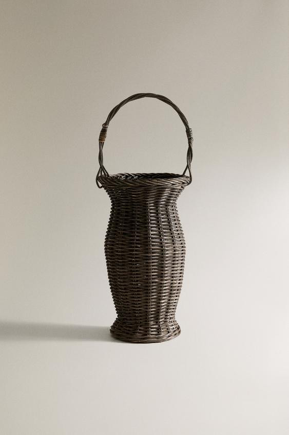 RATTAN BASKET VASE WITH HANDLE | Zara US