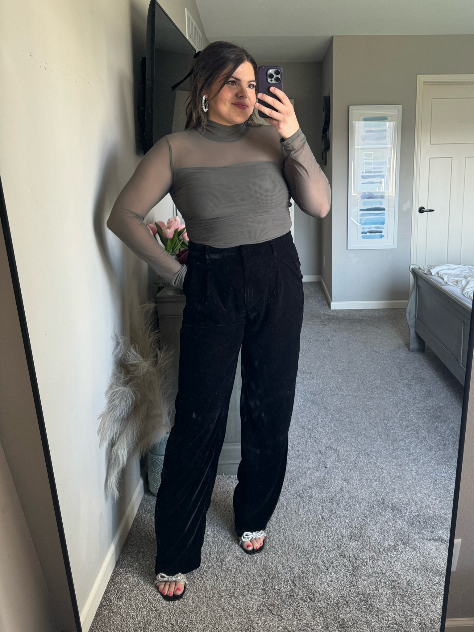 If you are tired of seeing holiday looks with only dresses, copy this outfit with pants! 🖤

Pants // these velvet pants from @oldnavy are a literal dream (there’s also a matching velvet blazer 🤩) and I ordered tall for more length - I’m 5’7

Mesh bodysuit // this is from one of my favorite @amazonfashion brands and I love the mesh! Plus the ruching on the tummy hides that belly and gives you an amazing shape! This top will be great year round, think a “going out top” 😱 😂 

Accessories + Shoes // all things sparkly from @amazonfashion - affordable for items you’ll only wear a month out of the year! 

Comment “outfit” to get this sent directly to you, otherwise everything will be linked on my LTK ✨🫶🏼 #Midsize #Size12 #Size14 #OldNavyStyle #AmazonFashion #AmazonFinds #HolidayOutfit #ChristmasOut Midsize holiday outfit, midsize work outfit, midsize Walmart outfit, midsize Amazon outfit, tall pants, old navy pants, Christmas outfit, holiday outfit, midsize trendy winter outfits 

#LTKmidsize 

#LTKCyberWeek #LTKHoliday