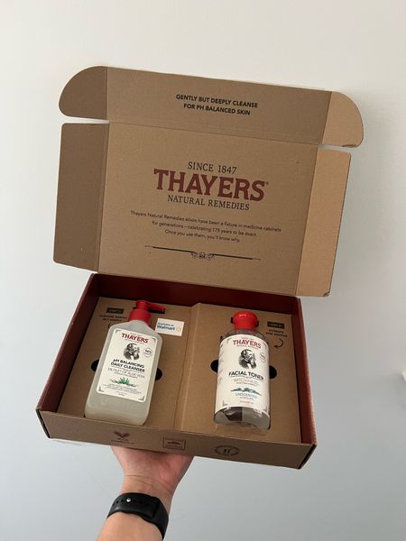 Thayer’s Cleanser and Witch Hazel - perfect for balancing the PH of your skin, especially in this changing weather! 

#LTKbeauty