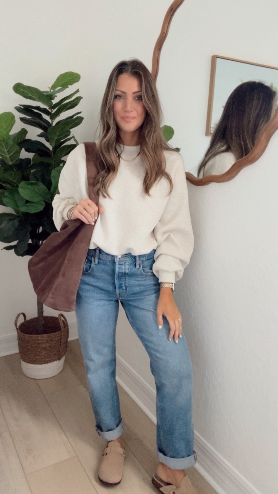 THE PERFECT fall sweatshirt. It’s a must!!!! Trust me. Wearing small. 0 in jeans! These run baggy — I LOVE! So so comfy  