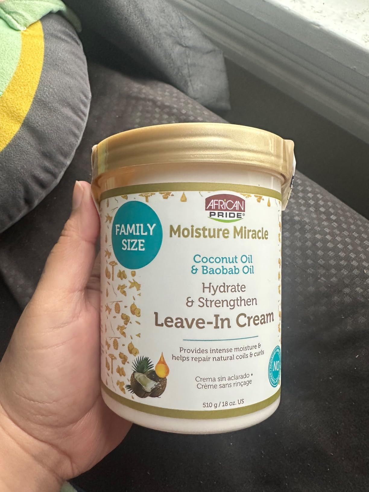 African Pride Moisture Miracle Coconut Oil & Baobab Oil Leave-In Cream - Provides Intense Moistur... | Amazon (US)