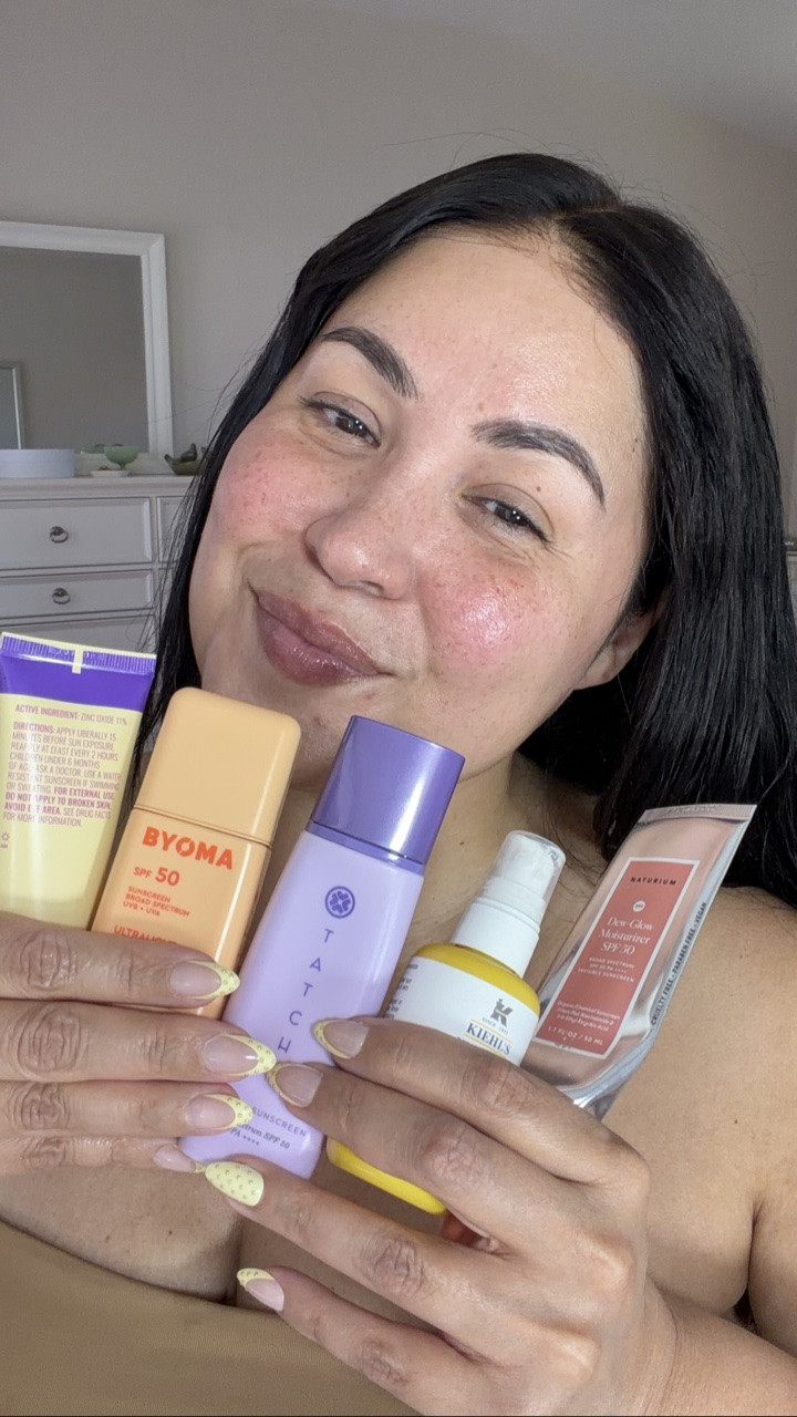 Over 40 sunscreen recommendations. All of these work beautifully under makeup and have a low SPF scent.

All can be found in my LTK
@naturium @byoma @goodmolecules @tatcha @kiehls @ultabeauty 
#matureskin #matureskincare #spfeveryday #realskin #affordablemakeup

#LTKOver40 #LTKBeauty #LTKgrwm