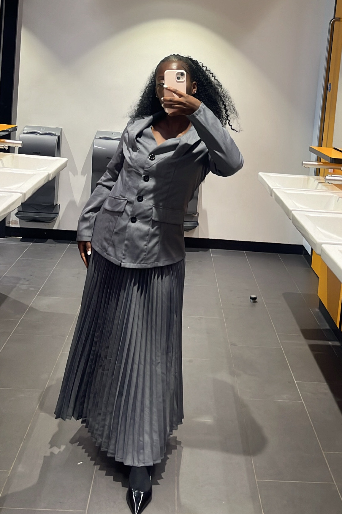 #graduationoutfit #workoutfit #officewear #officesiren 

#LTKuk