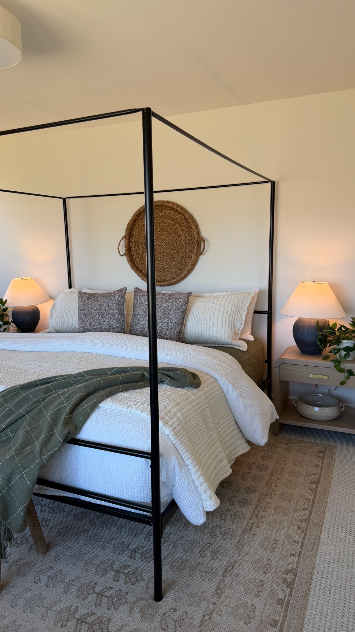 This is your sign to refresh your bedding 🤍
I wanted something that felt light, neutral, and really elevated without overcomplicating the space, and Quince always nails that balance

It’s one of those upgrades that makes your whole room feel cleaner, calmer, and more pulled together instantly!
#QuincePartner @quince #ltkhome #liketkit @shop.ltk

#LTKHome