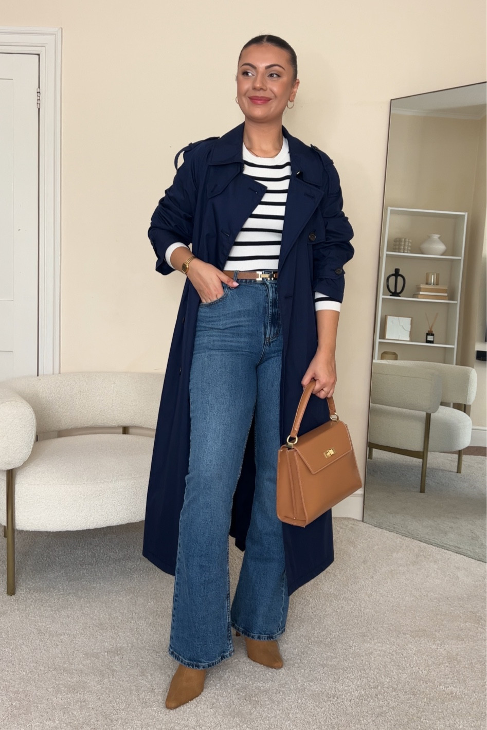 Casual autumn outfit with a navy trench coat.
Top is from H&M, wearing size S.
Trench coat is from Ralph Lauren, wearing size UK8.
Jeans are from Asos, wearing size 30/32.

#LTKeurope #LTKstyletip #LTKfindsunder100