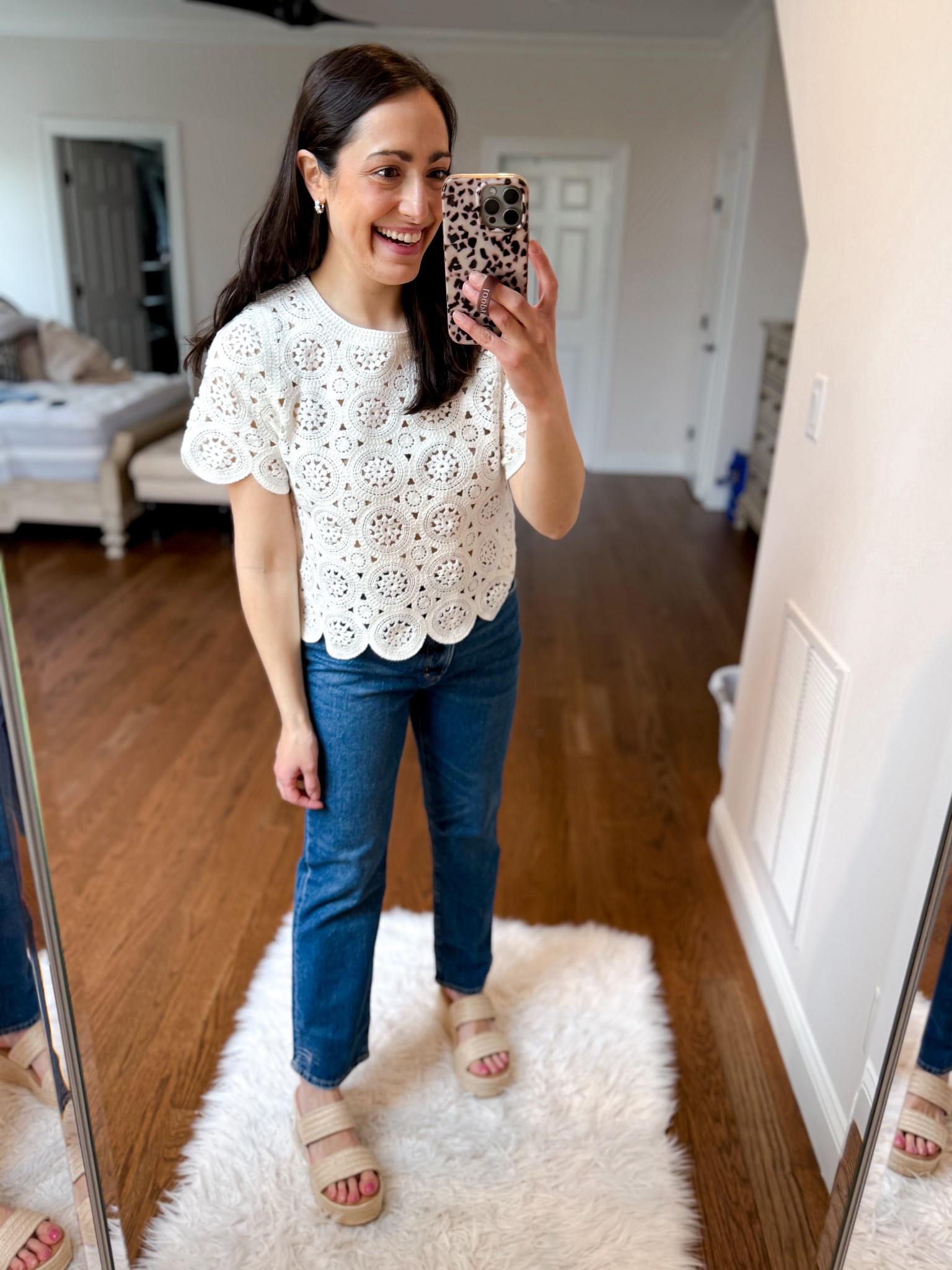 Loft 50% off & free shipping
Top: small
Jeans: 26 petite 

#LTKSaleAlert #LTKWorkwear #LTKStyleTip