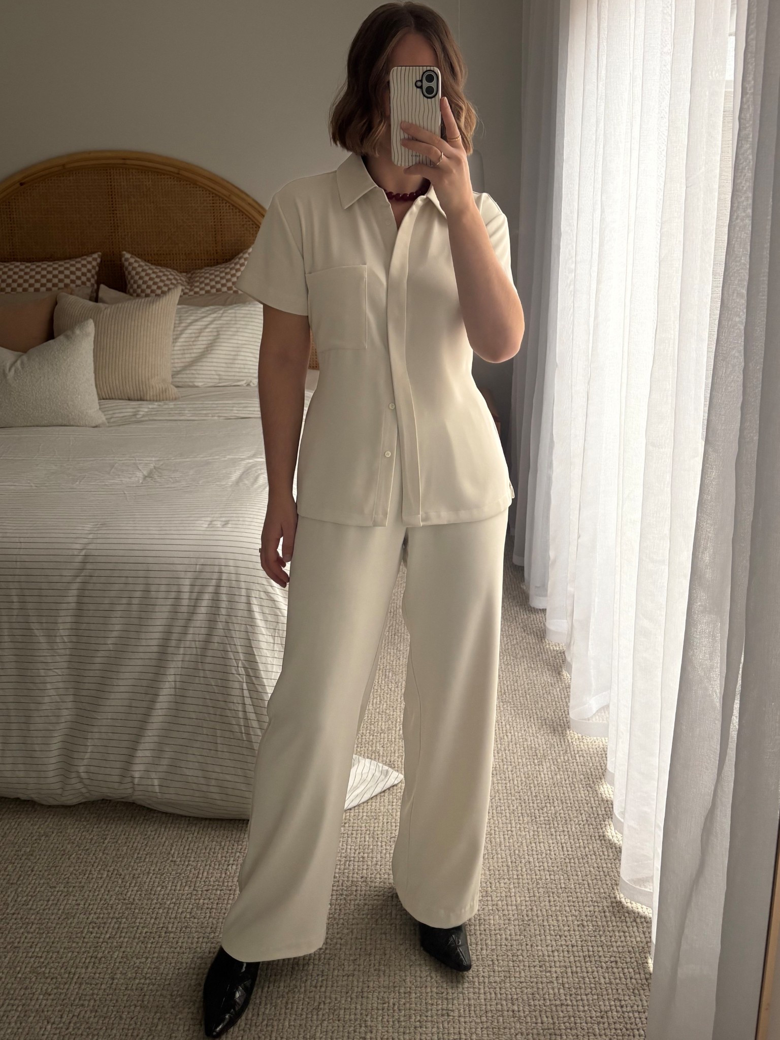 Wearing a 10 in both the shirt and pants 

corporateoutfits

#LTKaustralia #LTKworkwear