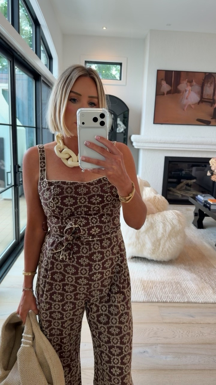 NEW Zara Mendelian out fast! Size up!
