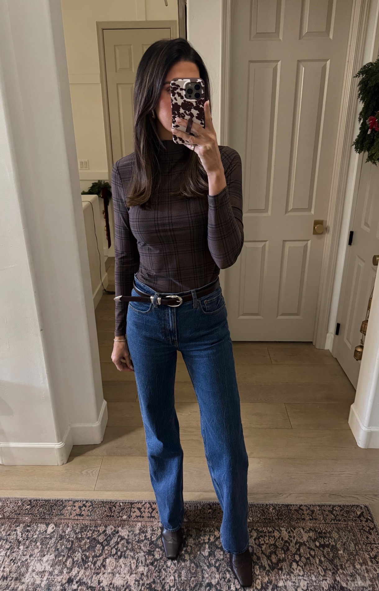 Denim & brown plaid look. 
Wearing a small in the top. Very lightweight so it’s great for layering . 
JACIDAILY gets you 10% off loopy cases! 



#LTKTall #LTKootd #LTKHoliday