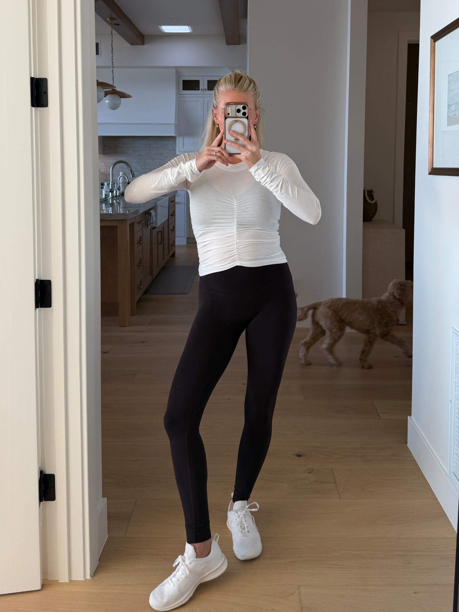 Size small in top, 6 in leggings- sized up for pregnancy, 8 in bra. True size in shoes 