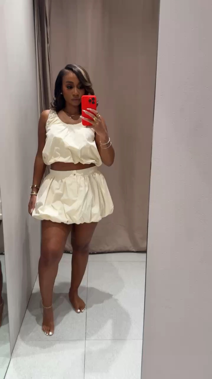 spring outfits 2026! Balloon tank and balloon mini skirt! 

#LTKMidsize #LTKootd