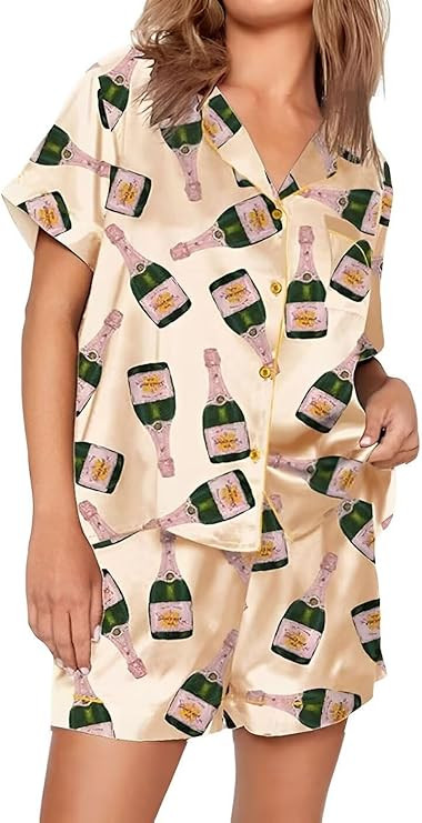 VKEGNIO Womens Pajamas Set Short Sleeve Button-Down 2 Piece PJ Set Lounge Sleepwear Cute Graphic ... | Amazon (US)