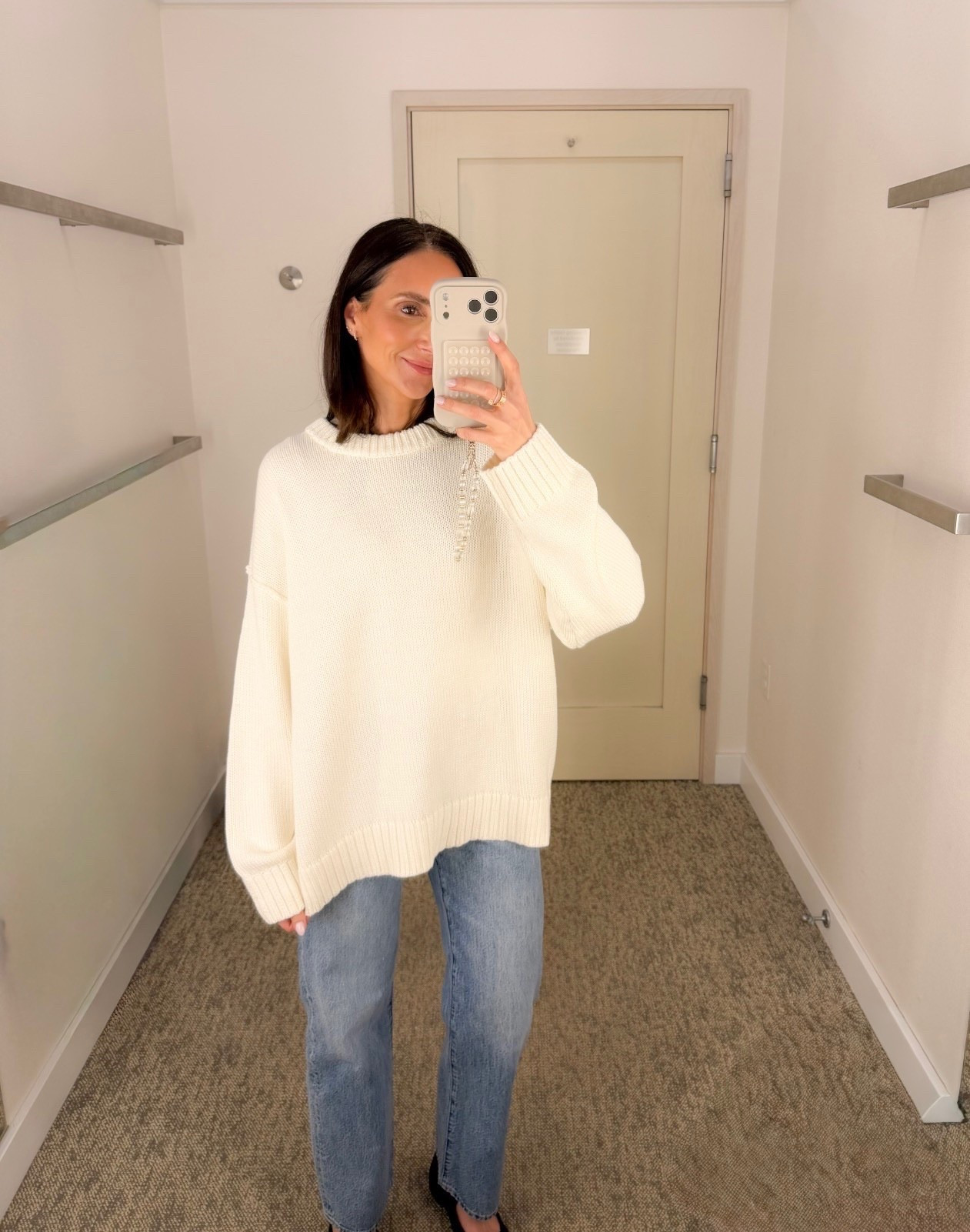 Cozy oversized sweater, easy winter outfit, mom outfit, annabrstyle, cream sweater

#LTKootd #LTKOver40 #LTKSeasonal