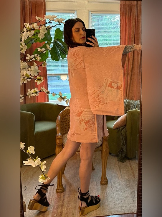 Silk vintage kimono Haori cresting waves coverup over coat jacket mauve pink | Poshmark