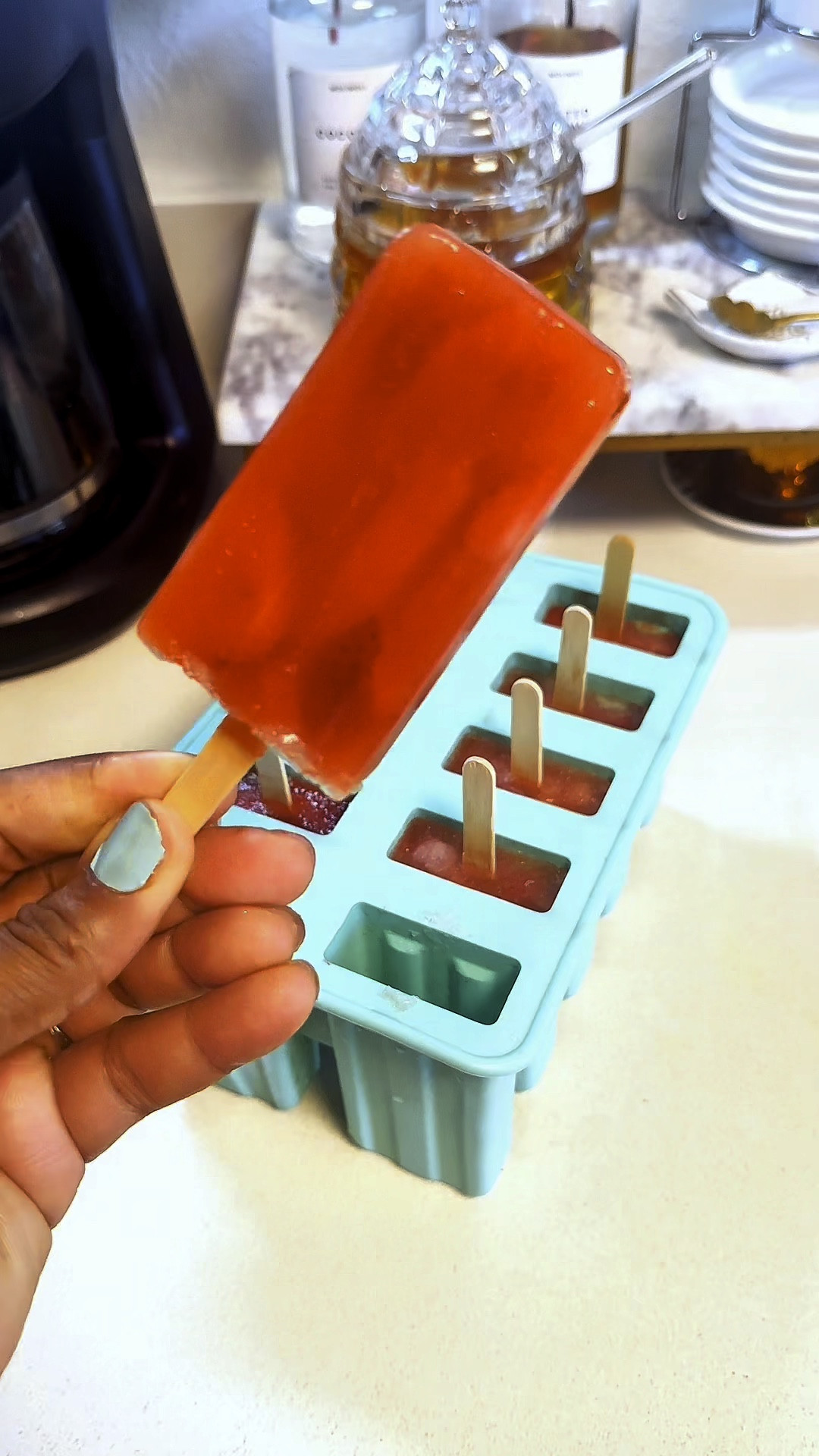My new favorite thing to do this summer is making a variety of fresh fruit popsicles.

This silicone popsicles maker is so easy to make, perfect for cooking of the kids and grandkids this summer!  🍓🌊

 Click on the “Shop PRIME DAY collage” collections on my LTK to shop.  Follow me @winsometaylorlifestyle for daily trips and styling tips! Seasonal, home, home decor, decor, kitchen, beauty, fashion, winter,  valentines, spring, Easter, summer, fall!  Have an amazing day. xo💋#ad #primeday #amazonprime 


#LTKSaleAlert #LTKSummerSales #LTKVideo