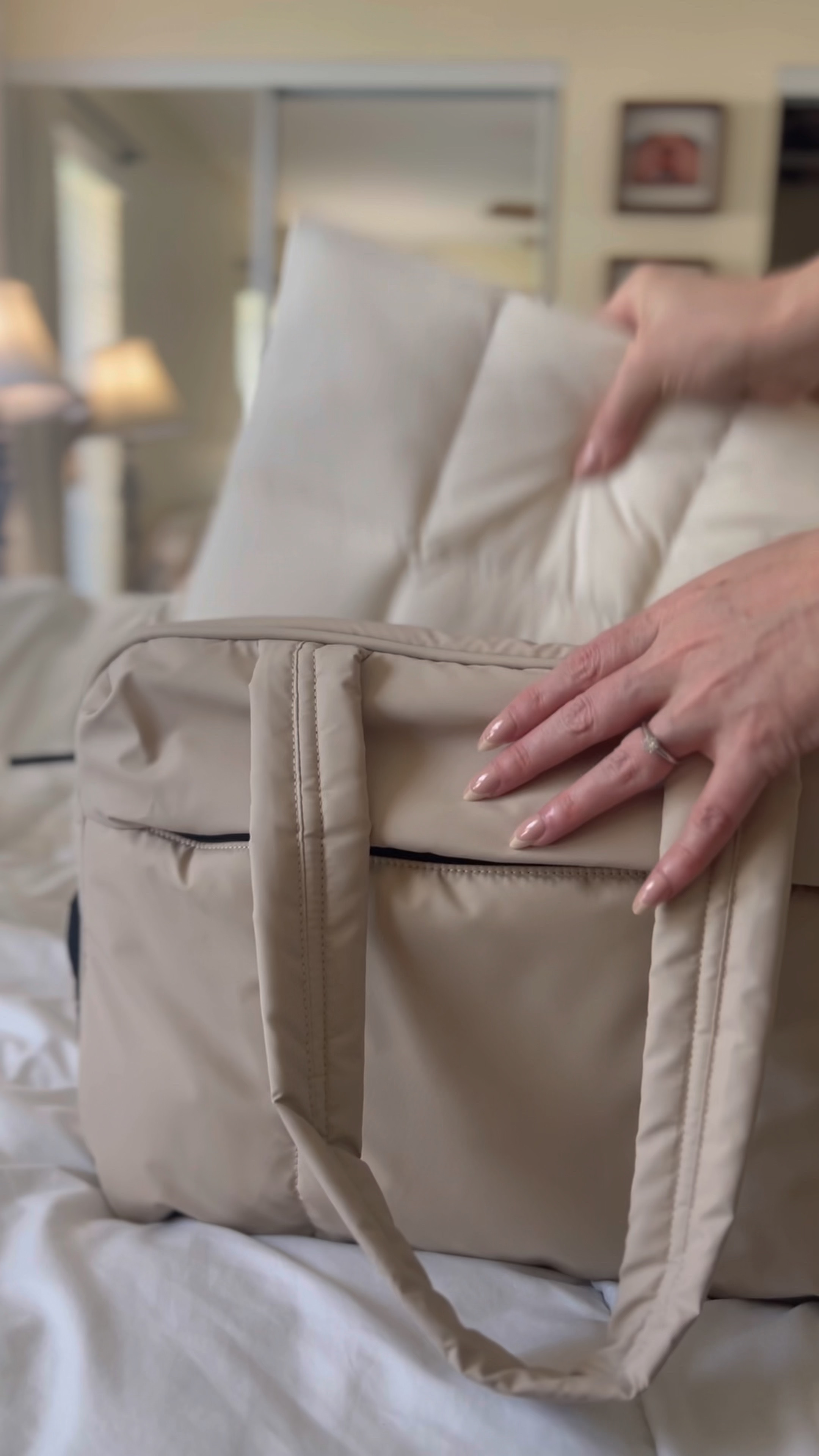 The Cutest Quilted Puffy Laptop Sleeve & Case! Perfect For Travel 👌🏼 

#founditonamazon #amazontravelfinds

Comfyable | Travel Essentials 

#LTKVideo #LTKtravel #LTKitbag