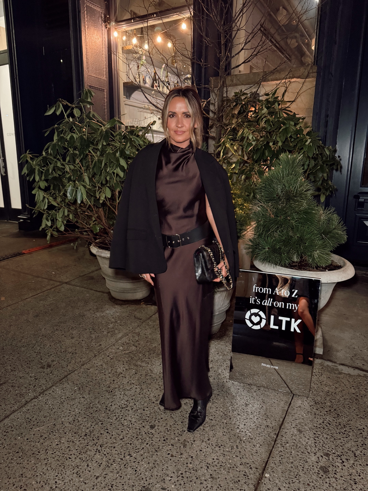 Never getting over this look!

zara, midi dress, brown satin dress, styling tip, blazer styling, women’s fashion, night out look

#LTKStyleTip #LTKSeasonal #LTKPetite
