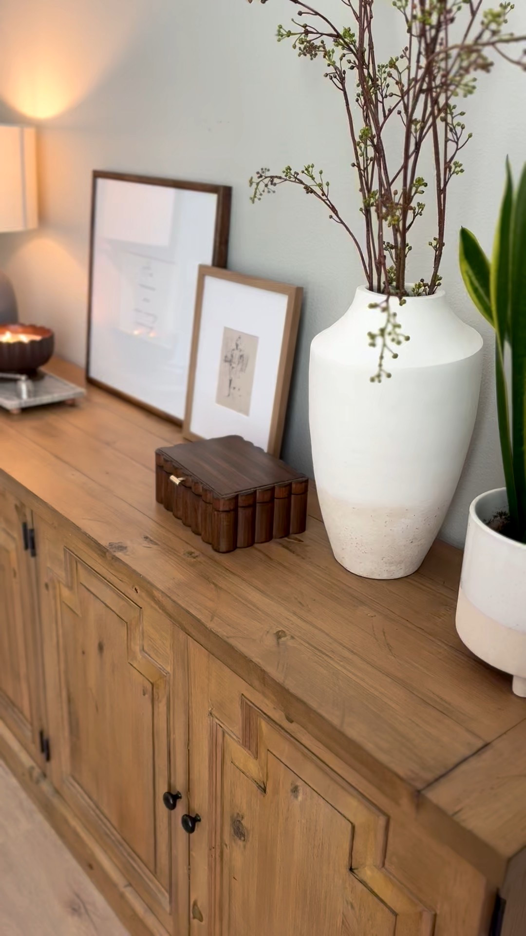 The box that made me stop and 👀 in #walmart of all places ❤️. #scallops #homedecor #walmarthomefinds #targethomefinds

#LTKHome #LTKFamily #LTKFindsUnder50