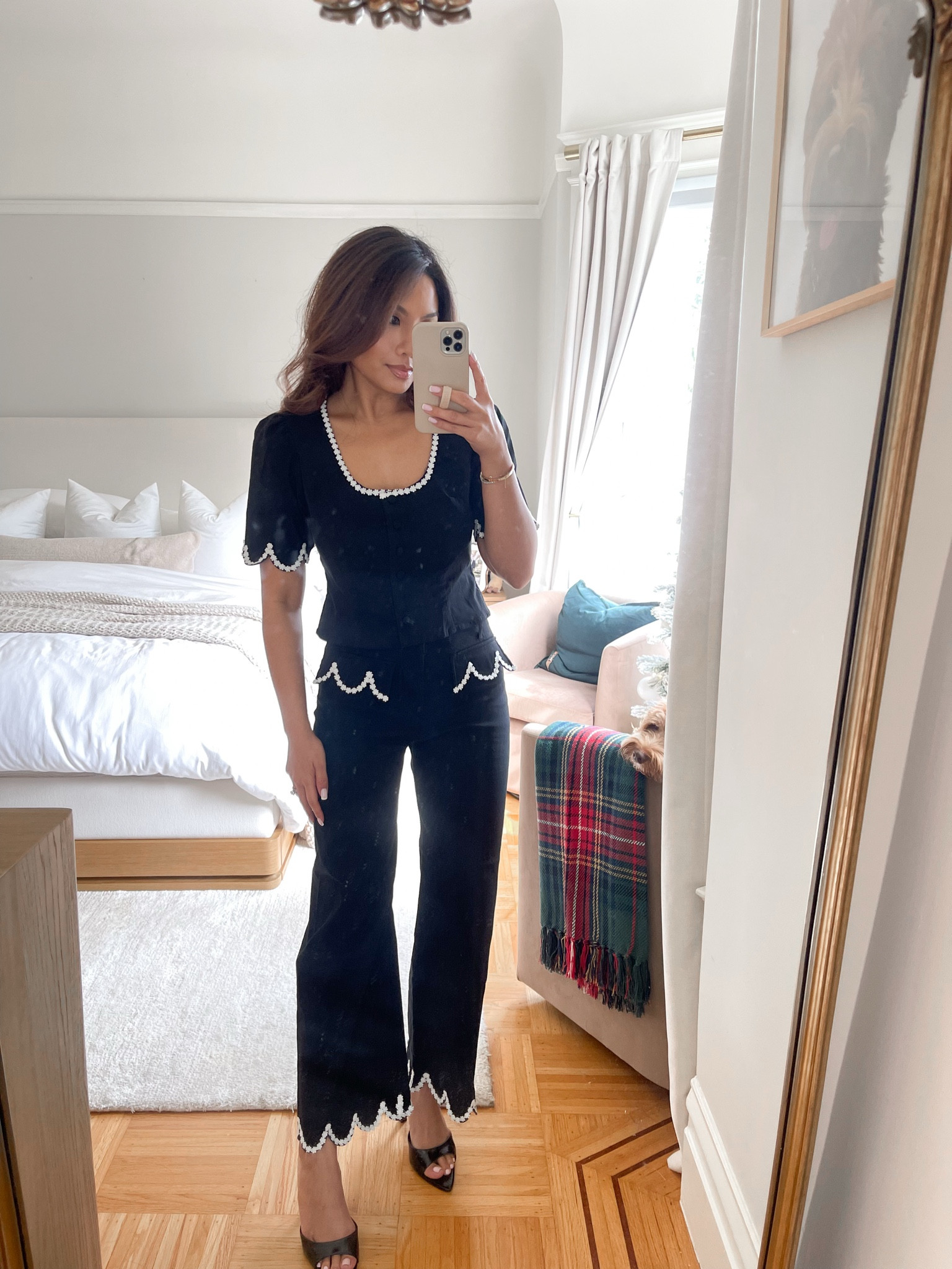 Anthro code!! Use code ANTHRO30 for 30% off your purchase and if you spend $200 you’ll get $50 emailed to you on 12/11

Sizing:
Top - tts, xs
Pants - tts, 25 

#LTKPetite #LTKHoliday