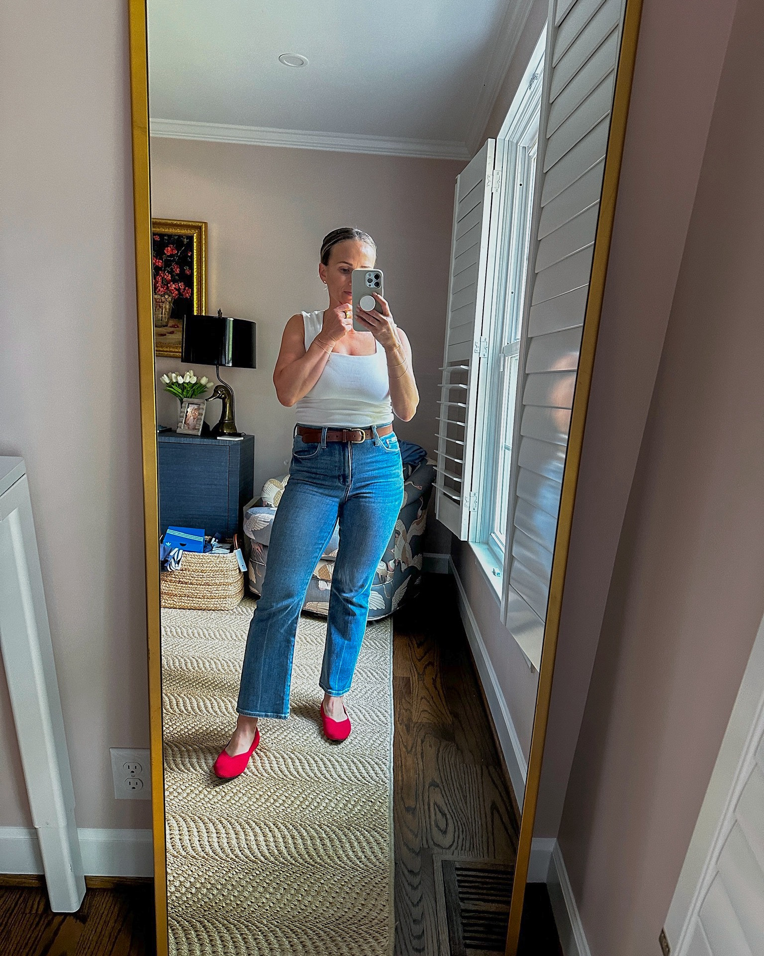 20% off my favorite fall jeans! These are a size 26 - size down since they’re super stretchy. Use code EARLY20. Shoes are under $30 from Target and TTS. #falloutfit #workoutfit

#LTKFindsUnder100 #LTKSeasonal #LTKFallSale