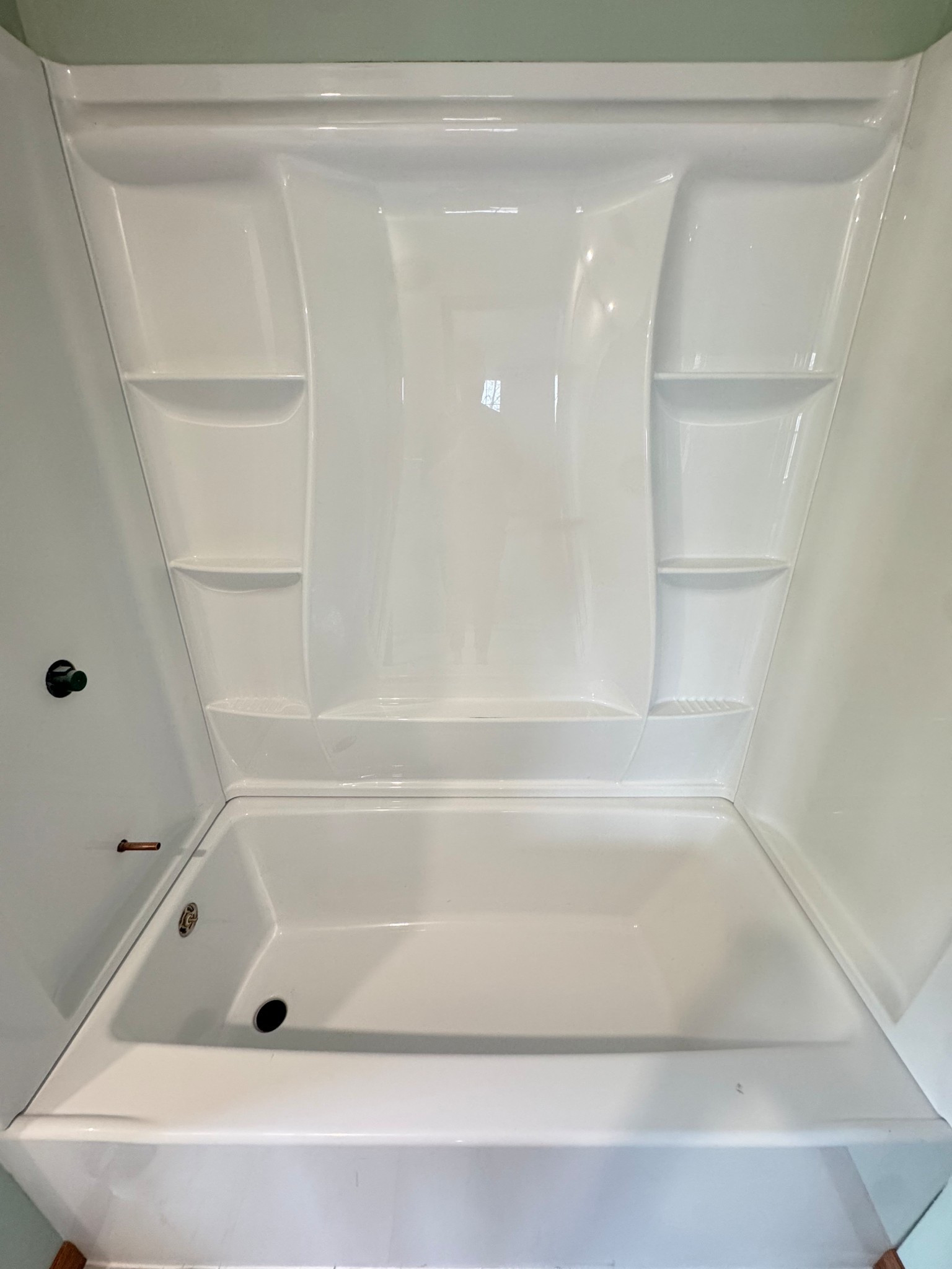 Soaking tub with lots of shower shelves! All from the Home Depot! #bathroom #shower #bathrenovation

#LTKmomlife #LTKHome