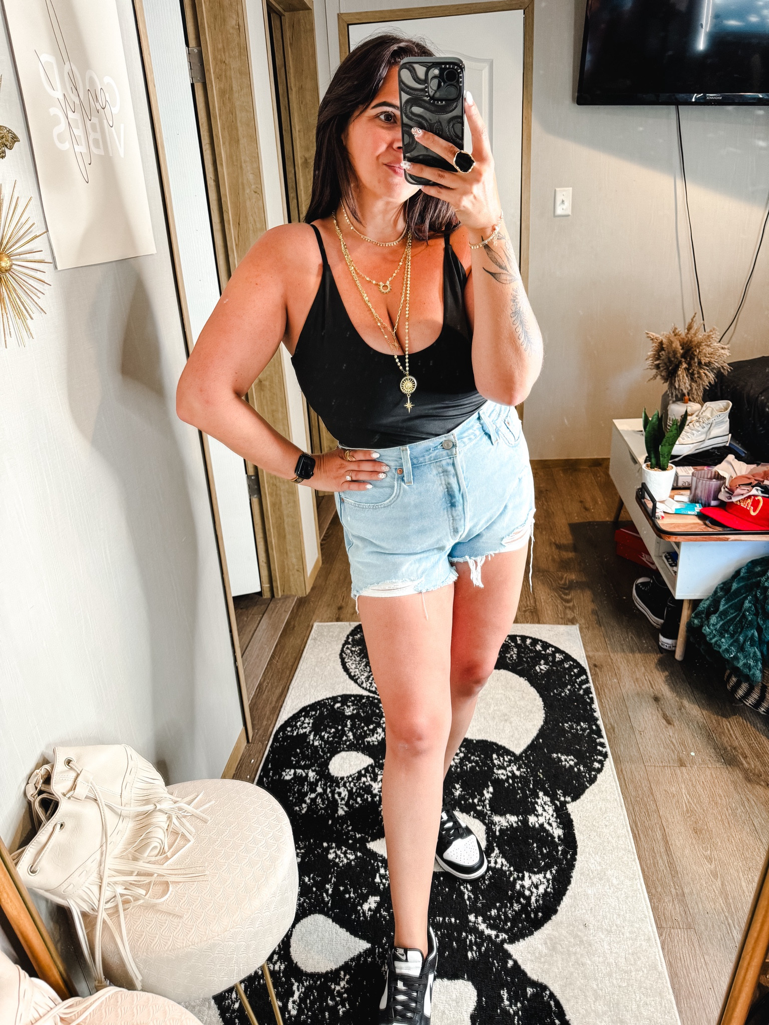 Todays OOTD 

Jeans
Shorts 
Summer outfit 
Bodysuit 
Nike dunks 

#LTKMidsize #LTKFindsUnder100 #LTKStyleTip