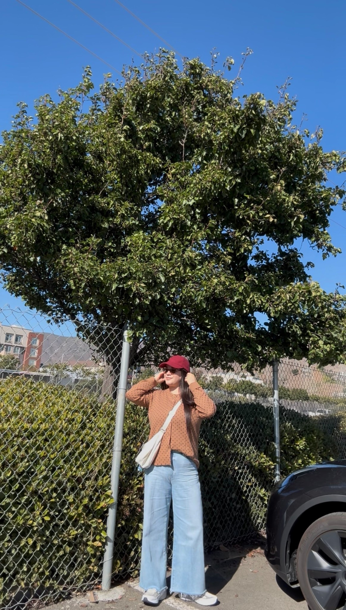 🍂 Cinnamon Girl Vibes 🤎
A cozy-chic fall outfit featuring my go-to polka dot brown cardigan and PAIGE wide leg jeans — the perfect mix of casual comfort and effortless neutral style. I styled it with a round mini shoulder bag, New Balance sneakers, and a baseball cap for that laid-back weekend feel.

This look is all about soft beige tones, warm textures, and easy layers — perfect for crisp fall days or cozy coffee runs ☕️🍁

Shop the full outfit below 👇
✨ Paige Wide Leg Jeans
✨ Polka Dot Cardigan – Style & Co
✨ Round Mini Shoulder Bag – UNIQLO
✨ New Balance 990v6 Sneakers
✨ BCBG Cap + Sunglasses

#FallOOTD #CinnamonGirlStyle #LTKFallFashion #CozyCasual #FallOutfitInspo #NeutralStyle #WideLegJeans #PolkaDotCardigan #LTKUnder100 #WeekendOutfit #LTKStyle #LTKOutfits

#LTKootd #LTKSaleAlert #LTKSeasonal