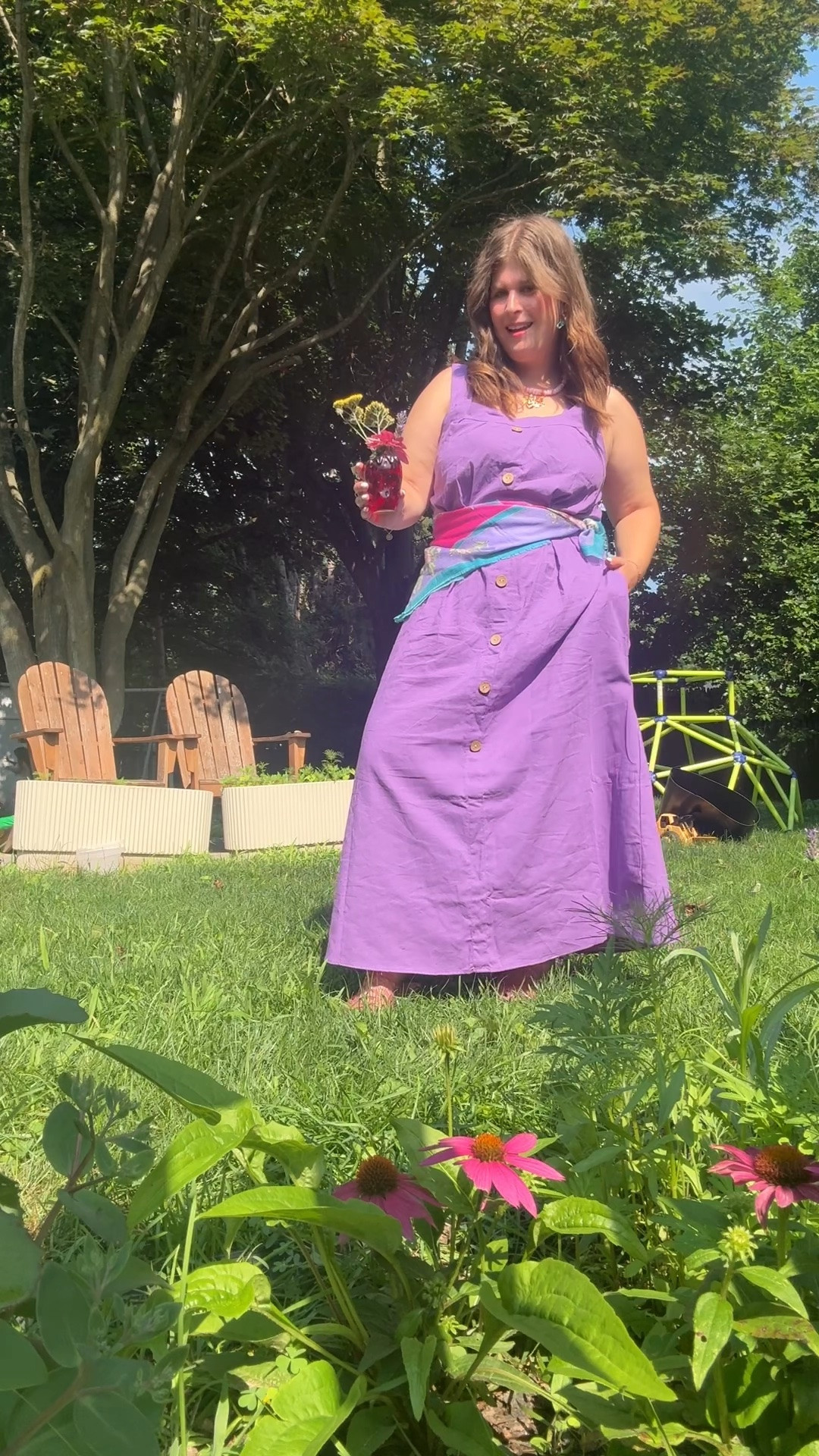 I belong among the flowers with a cute, whimsical outfit 🧚‍♀️🌸

#garden #colorfuloutfit #whimsical #dopaminedressing #maximalist