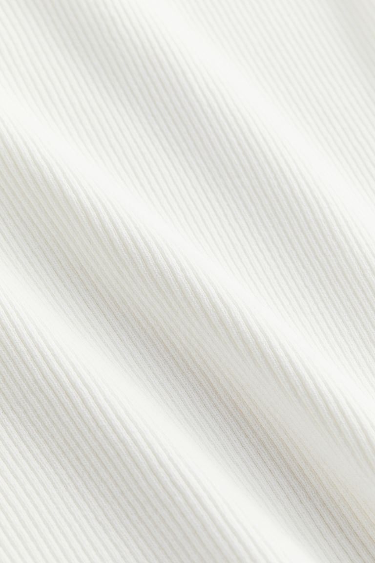 Ribbed vest top - White - Ladies | H&M GB | H&M (UK, MY, IN, SG, PH, TW, HK)