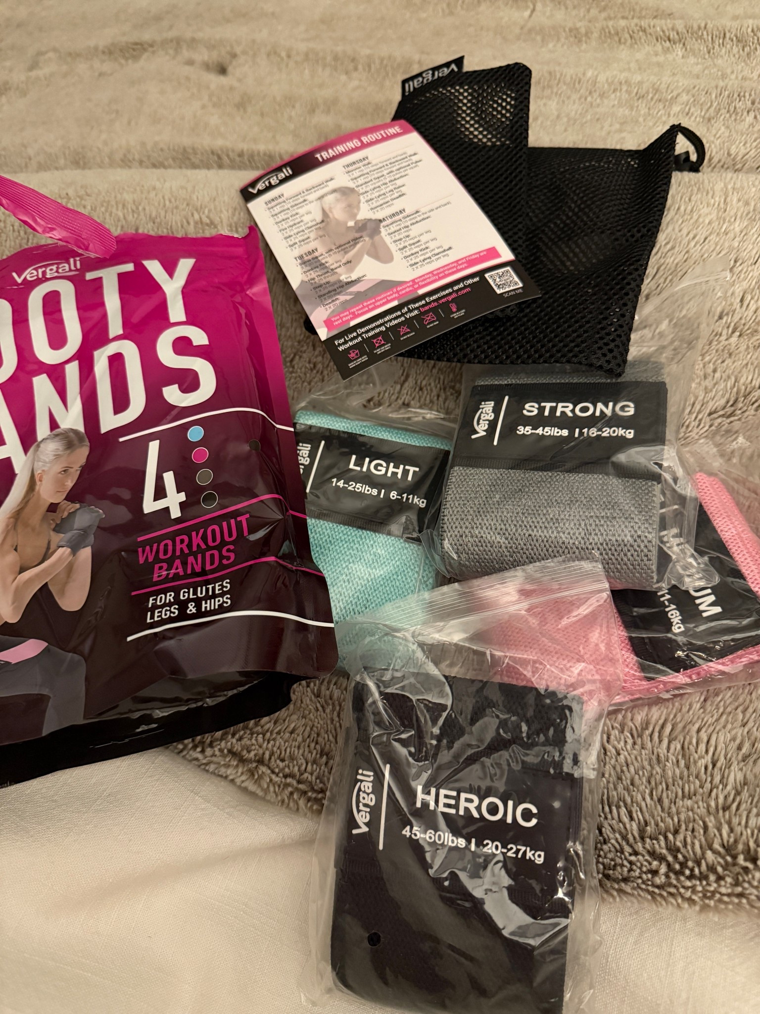 Just received my new booty bands.
They are my faves and super durable too.
I’ve tried many different bands over the years and they are by far the best ones!


#LTKActive #LTKSaleAlert