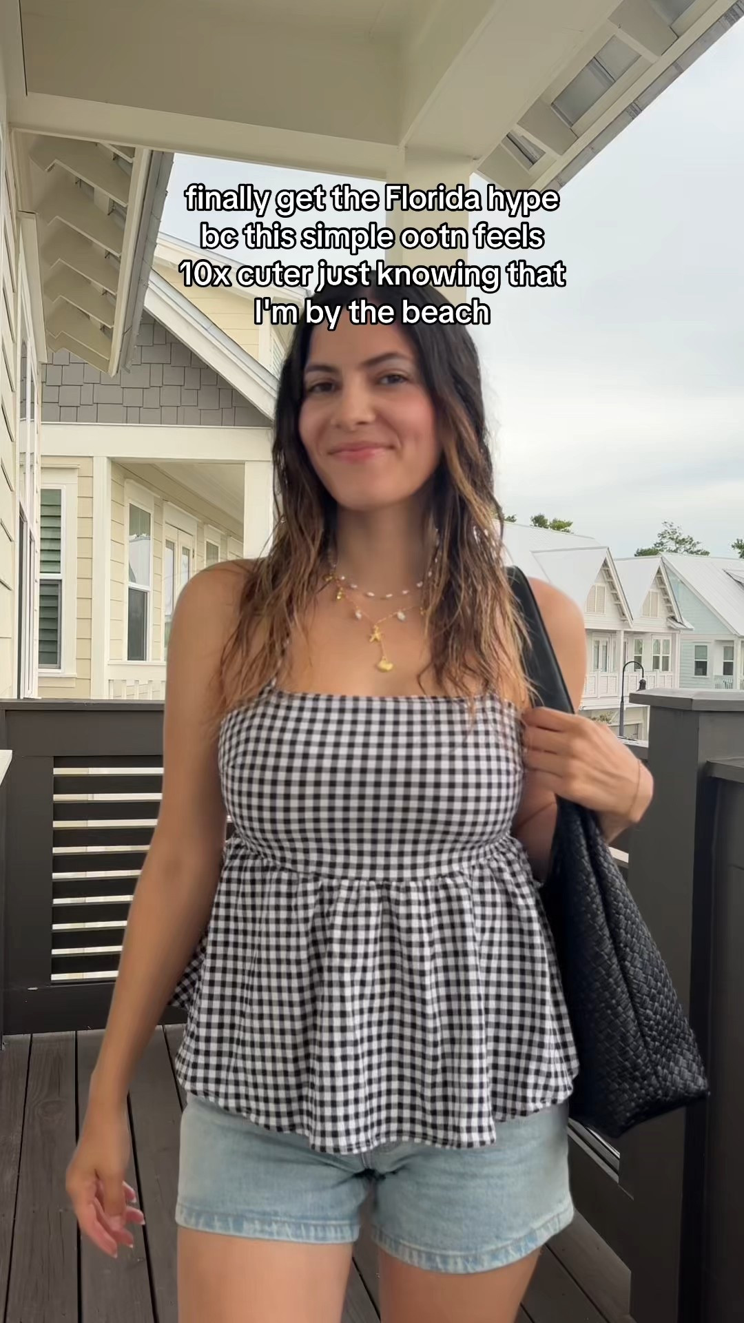 Top is from TikTok shop & on my showcase size S ( TT @jasmin.loraine)


Gingham top, summer outfit, causal summer outfit, adidas sambas, seashell necklace, charm necklace, Amazon bag, woven tote bag 